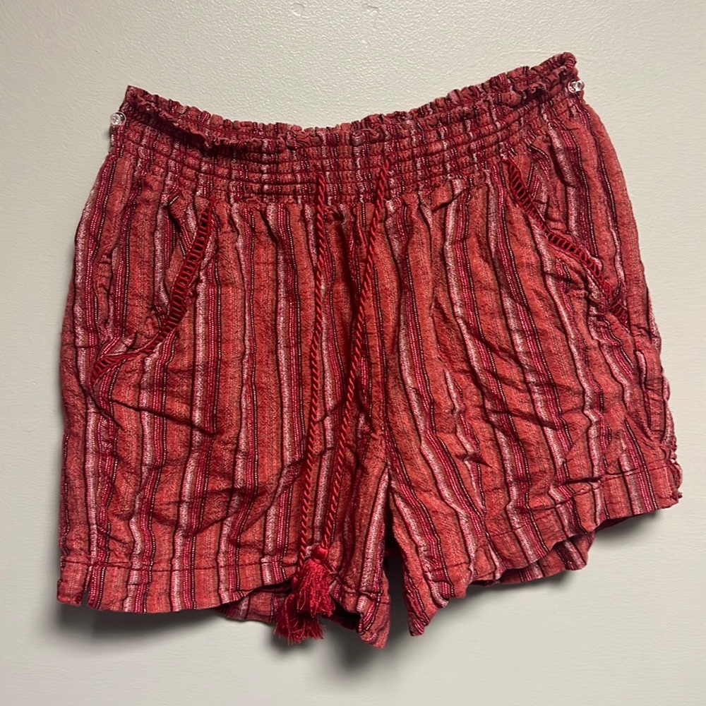 Cute summer shorts. Colors are so cute. Never worn